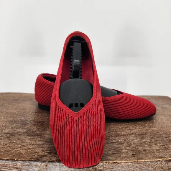 VIVAIA Lightweight Square-Toe V-Cut Flats (Margot Walker) Red size EU/37.5 - Picture 1 of 8